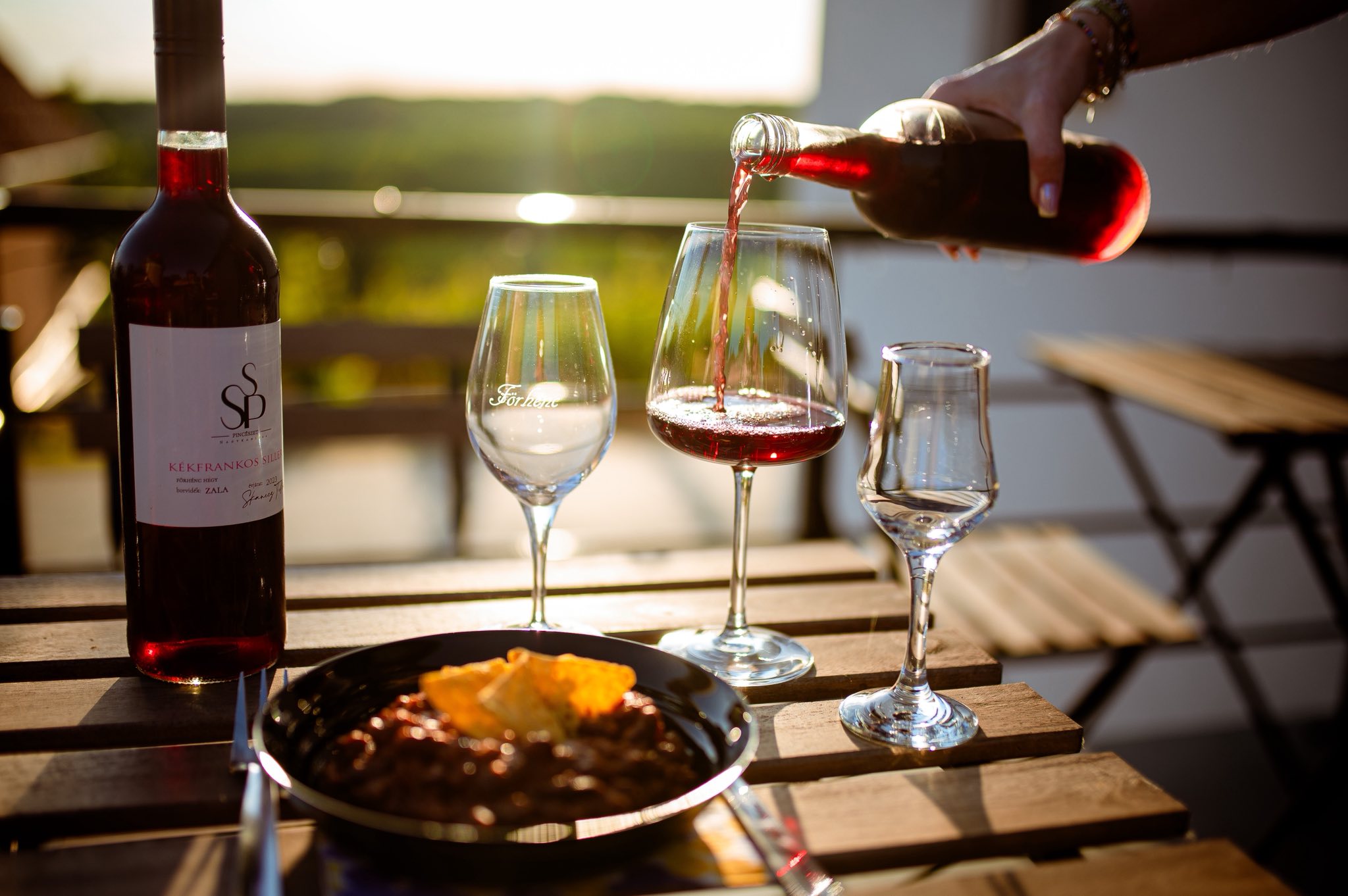 Közösség a pincészetben